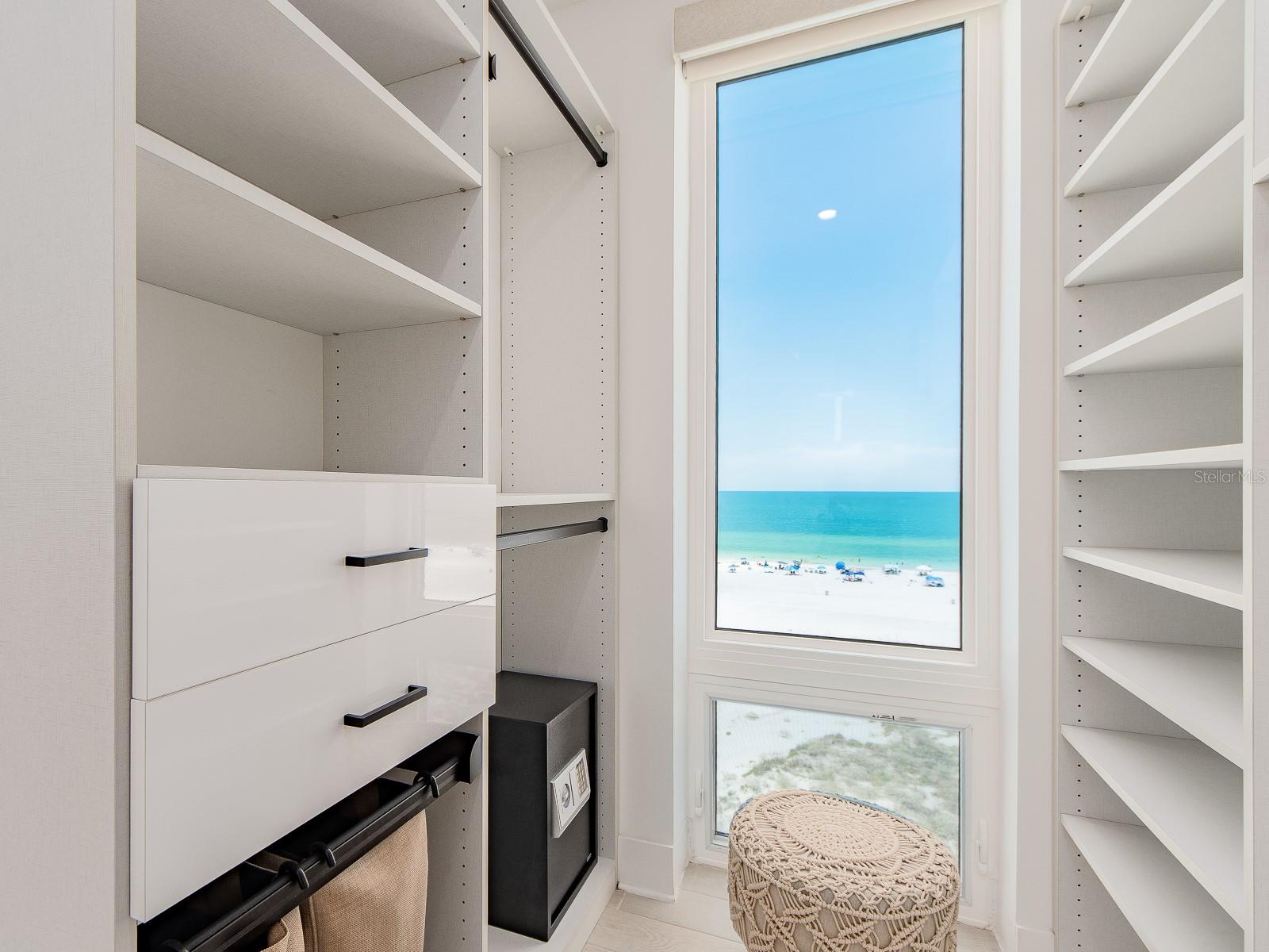 PURA VIDA RESIDENCES CONDO - Residential Lease