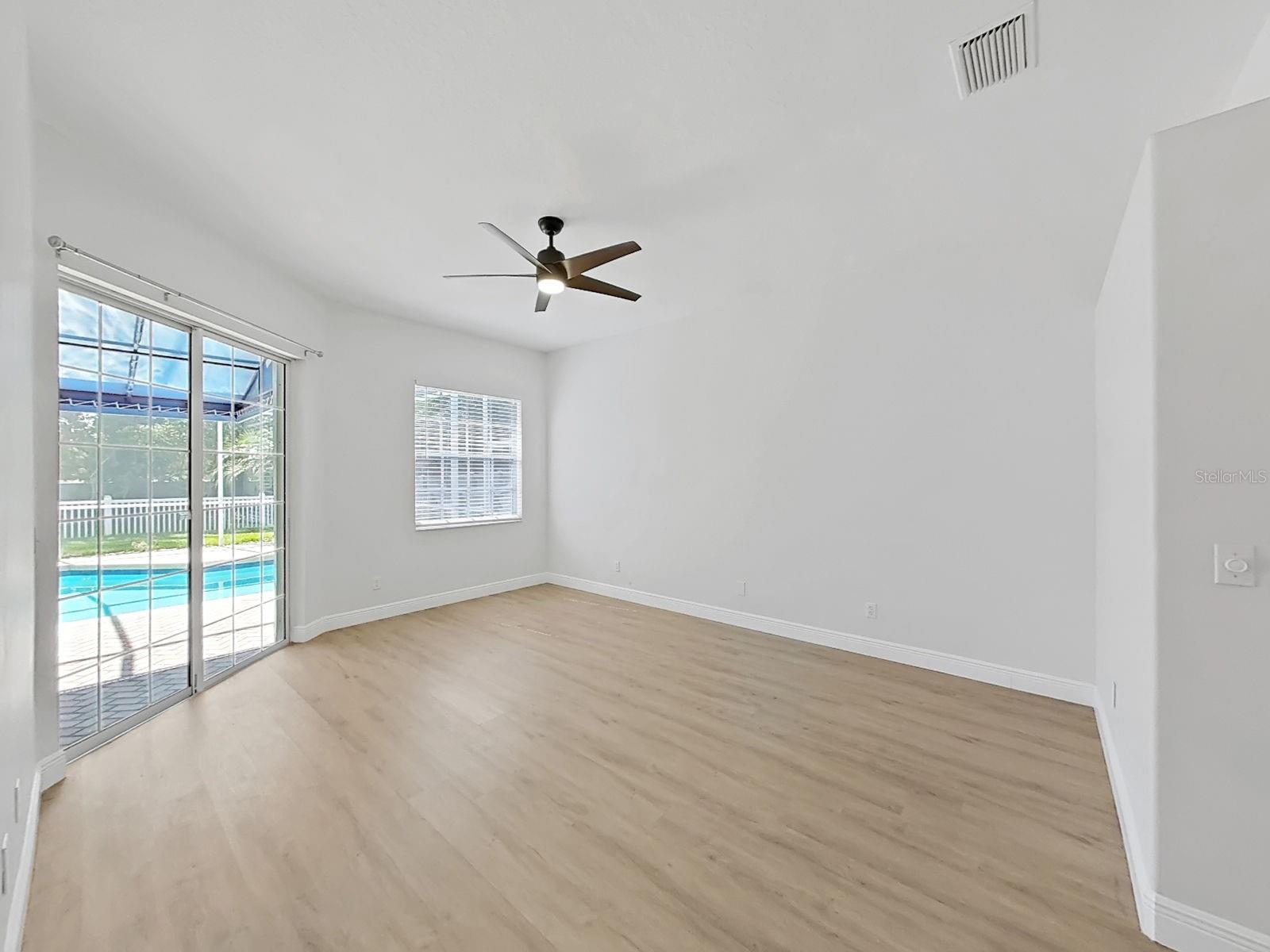 SOUTHFORK AT VAN DYKE FARMS - Residential