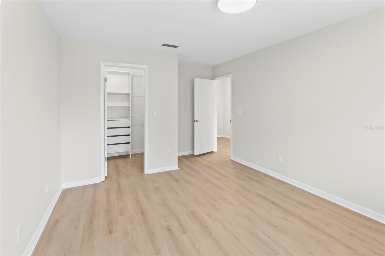 RAINTREE MANOR HOMES CONDOMINI - Residential