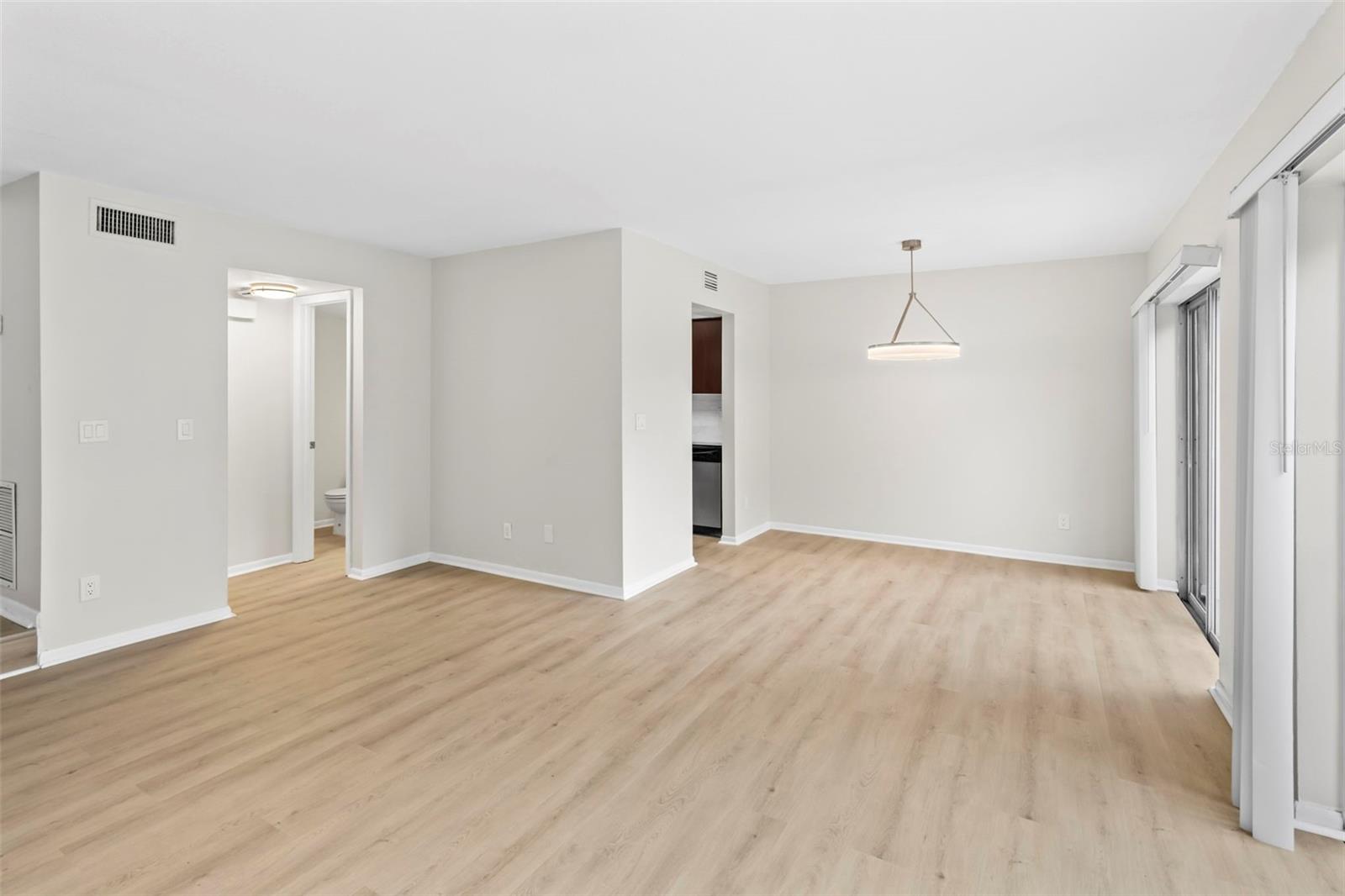 RAINTREE MANOR HOMES CONDOMINI - Residential