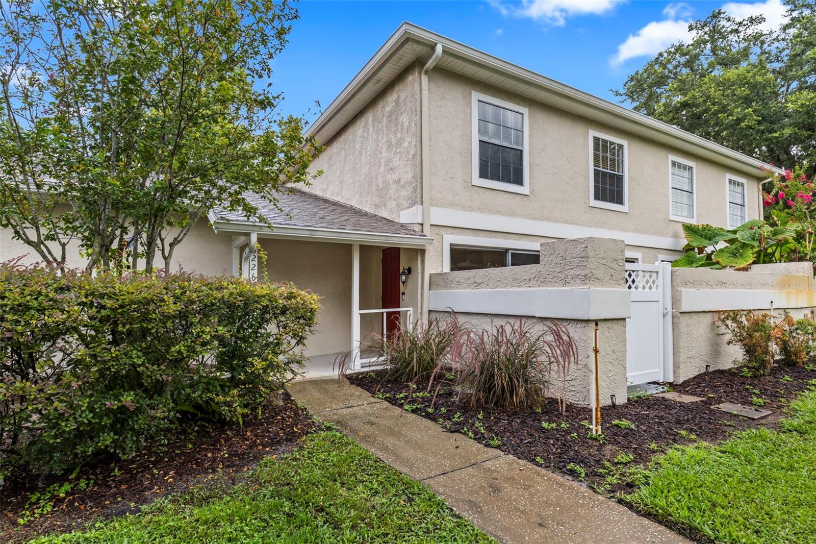 RAINTREE MANOR HOMES CONDOMINI - Residential