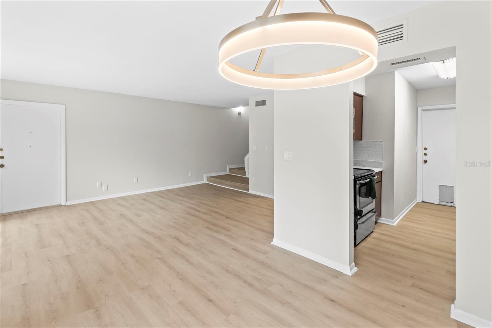 RAINTREE MANOR HOMES CONDOMINI - Residential