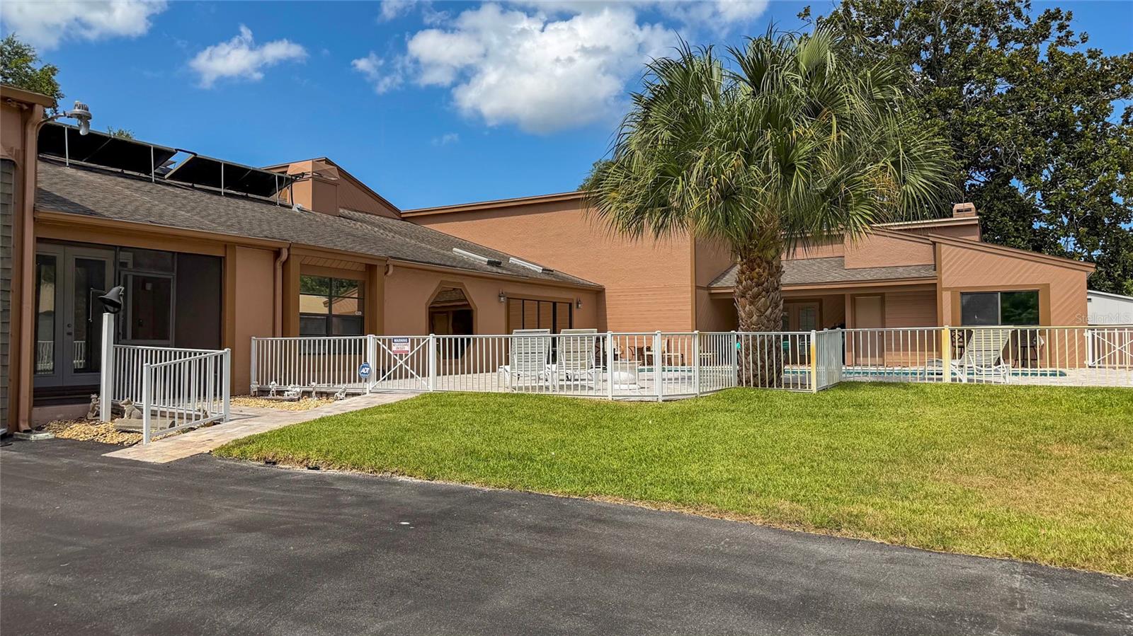 HIDDEN LAKE ESTATES - Residential Lease