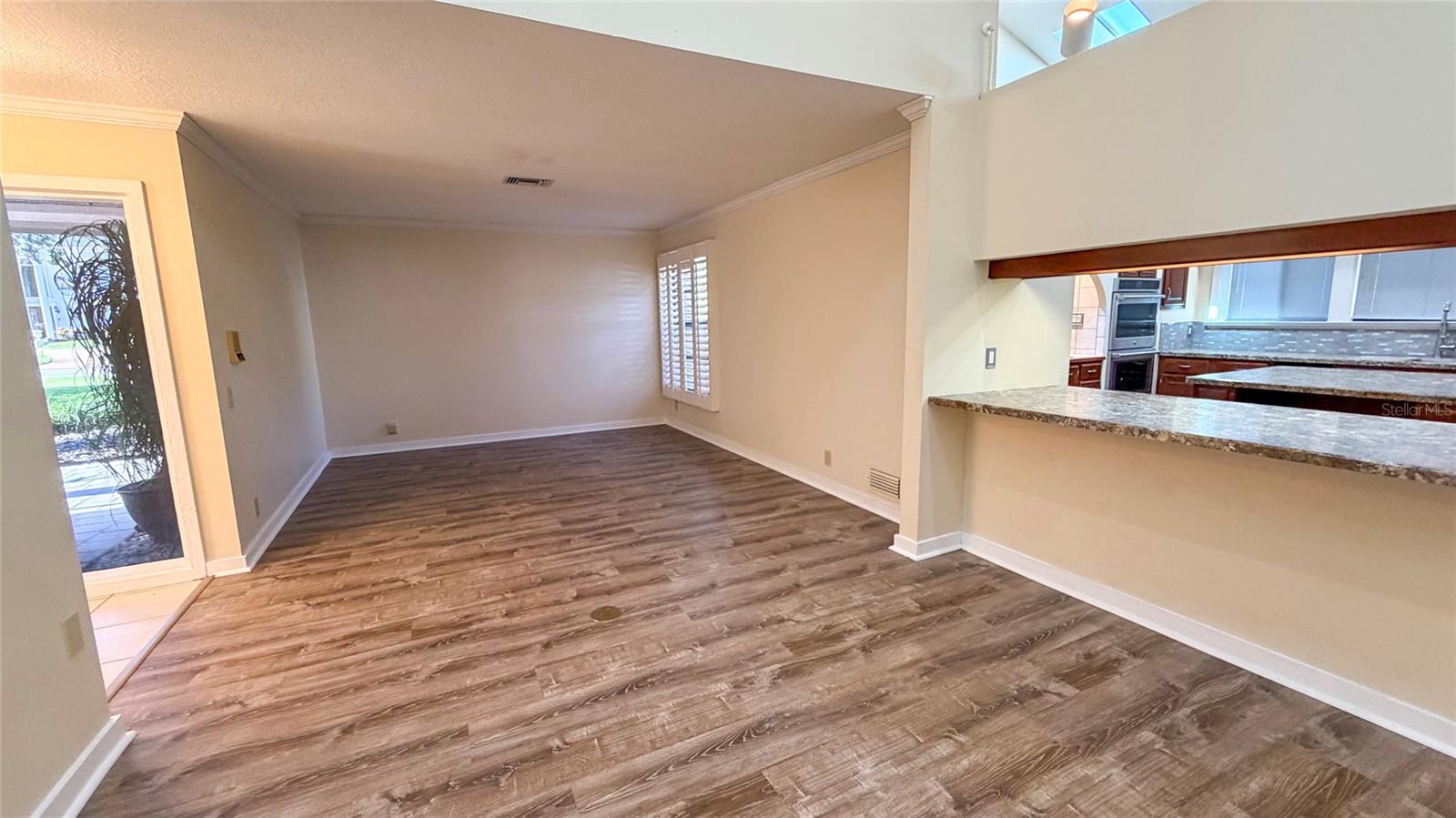 HIDDEN LAKE ESTATES - Residential Lease