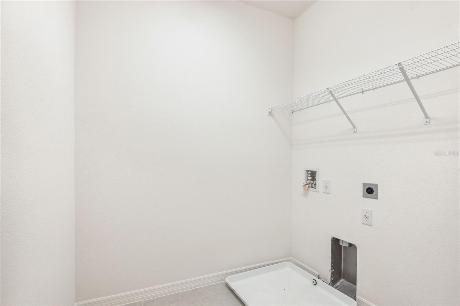 FISHHAWK RANCH WEST TOWNHOMES - Residential