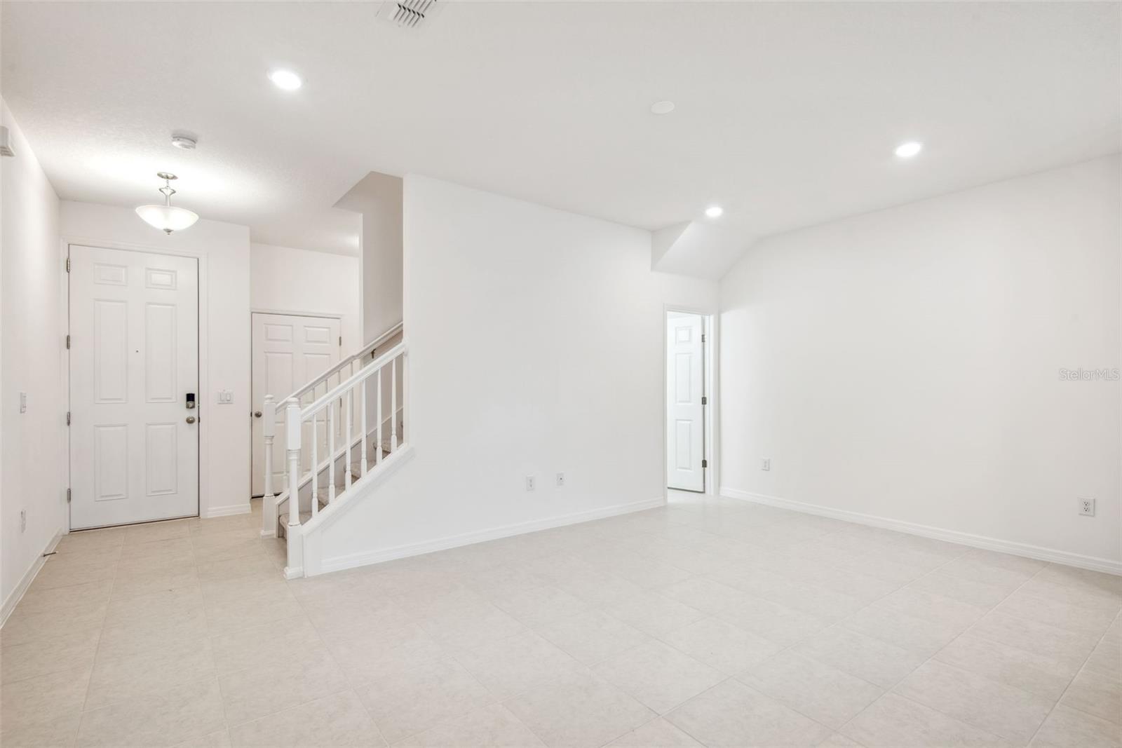 FISHHAWK RANCH WEST TOWNHOMES - Residential