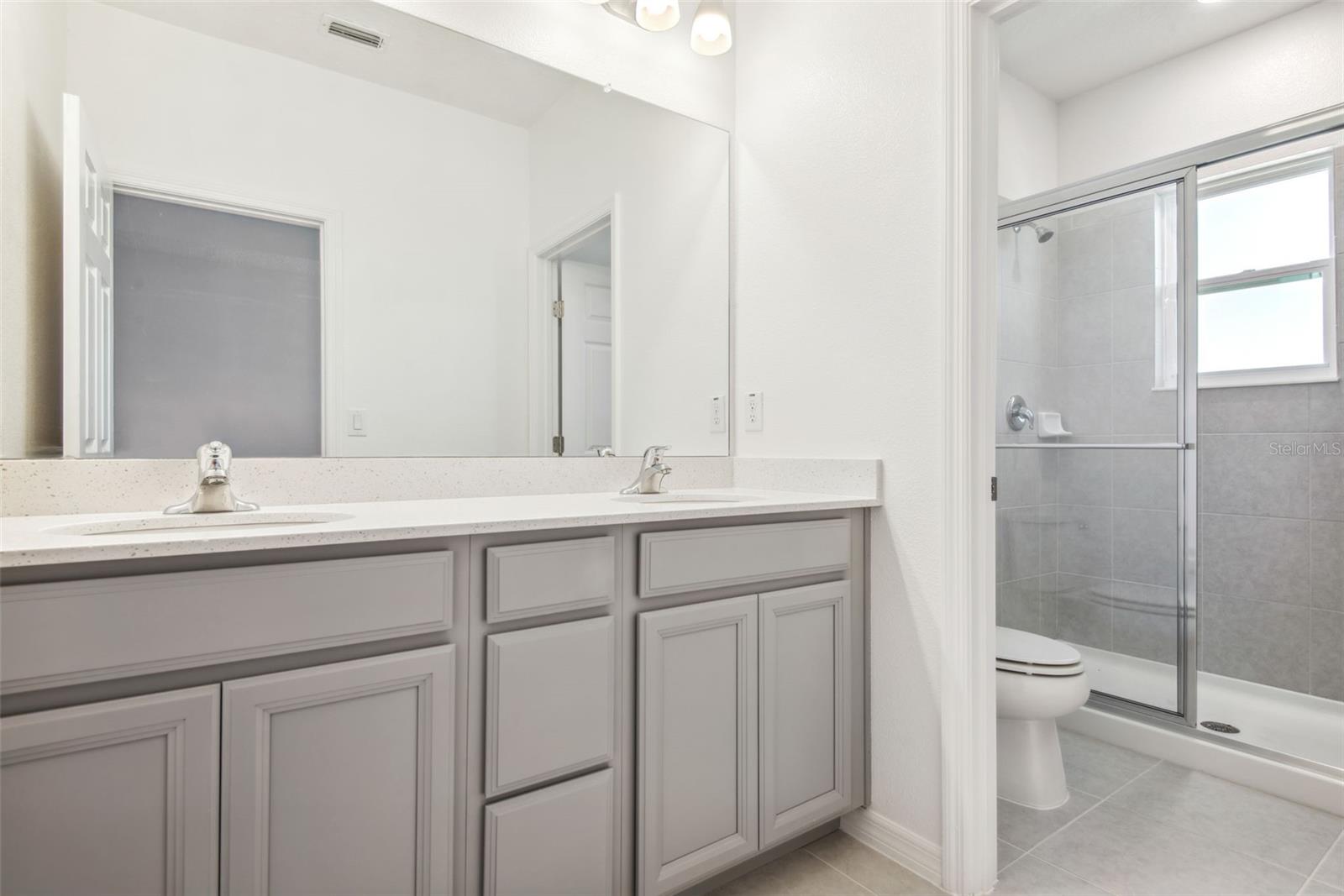 FISHHAWK RANCH WEST TOWNHOMES - Residential