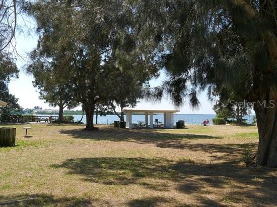 LAKE TARPON VILLAS CONDO - Residential
