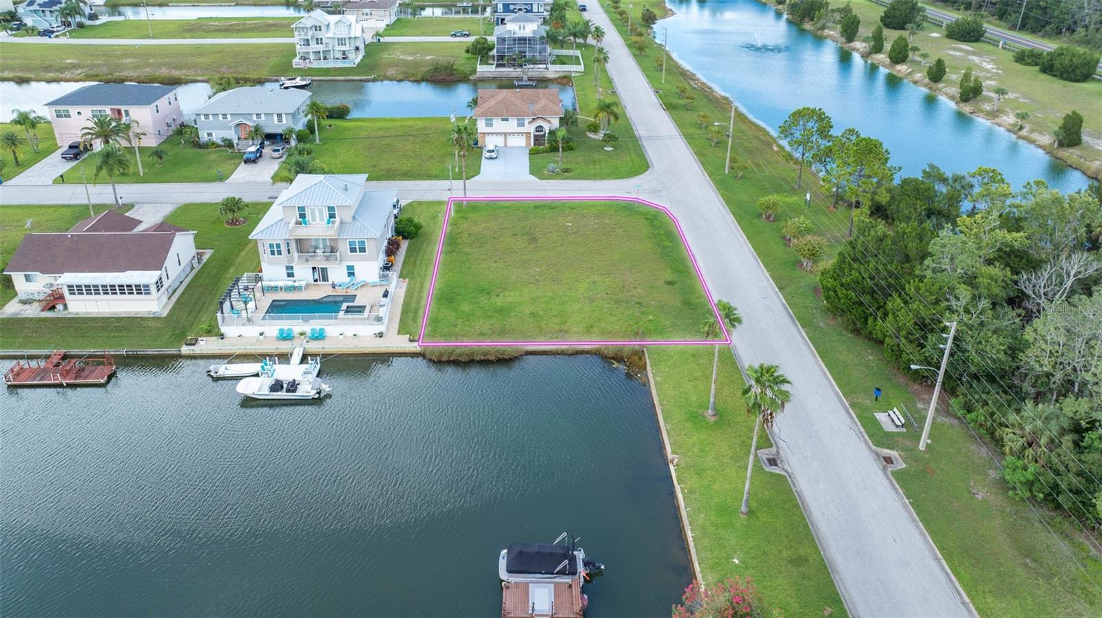 HERNANDO BEACH - Land