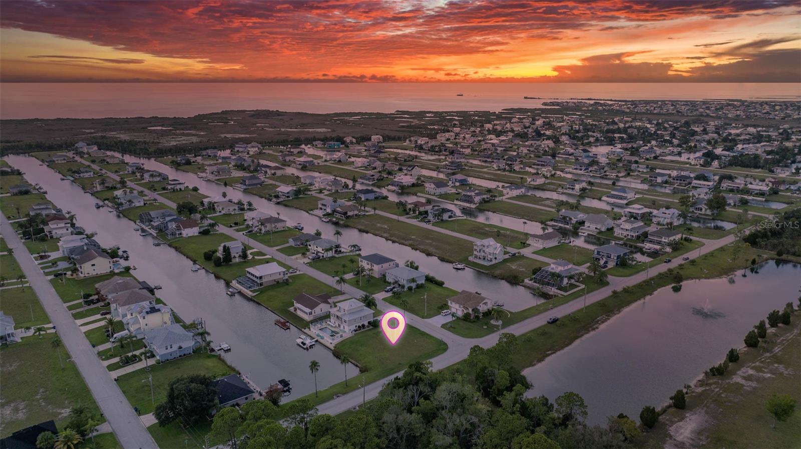 HERNANDO BEACH - Land