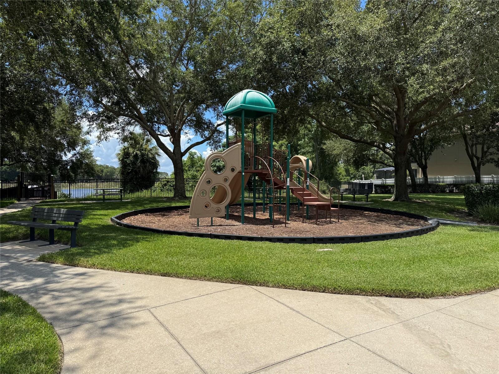 LAKE HEINIGER ESTATES - Residential