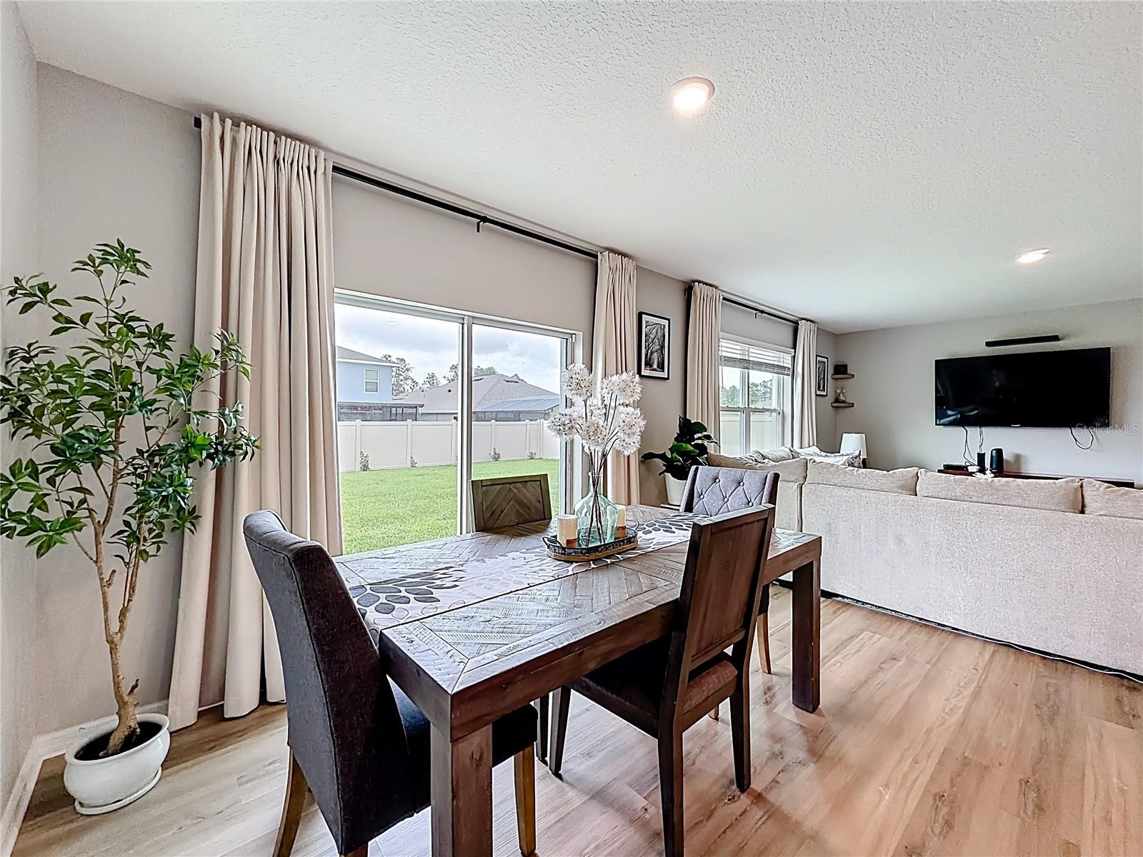 EDGEMONT - Residential