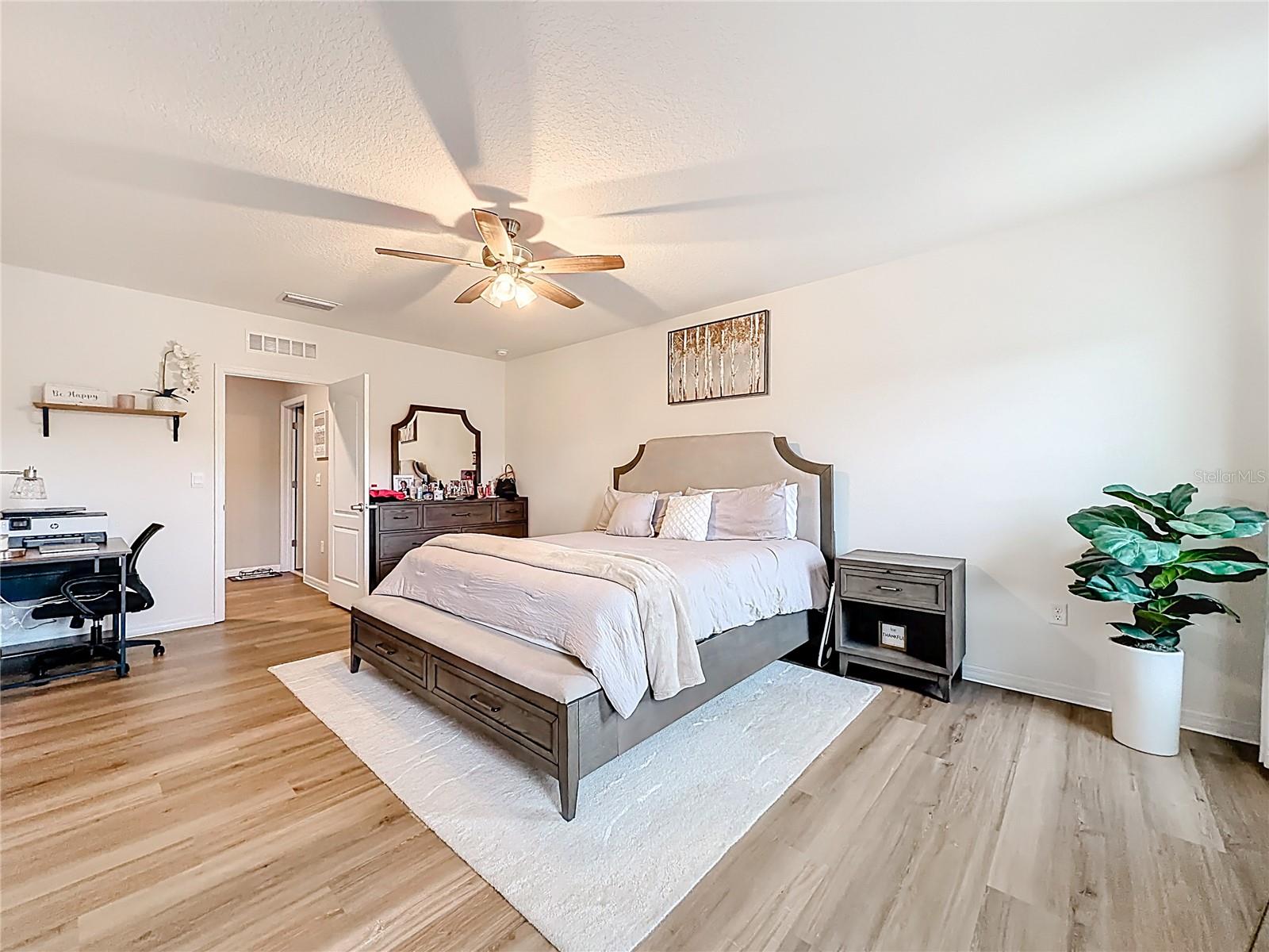 EDGEMONT - Residential
