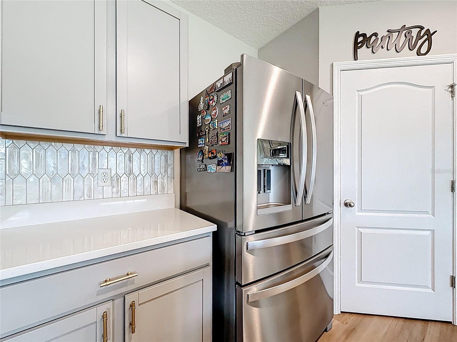 EDGEMONT - Residential