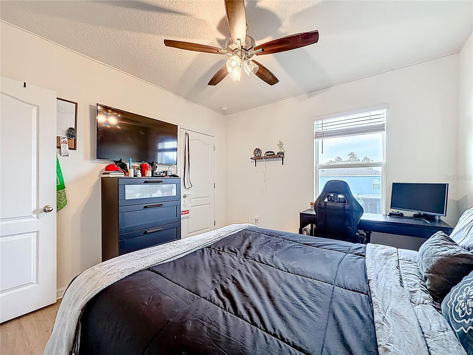 EDGEMONT - Residential