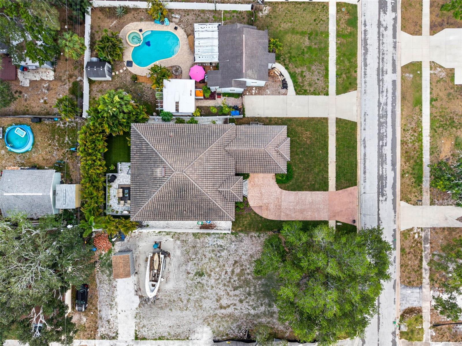 EDGEMOOR ESTATES - Residential