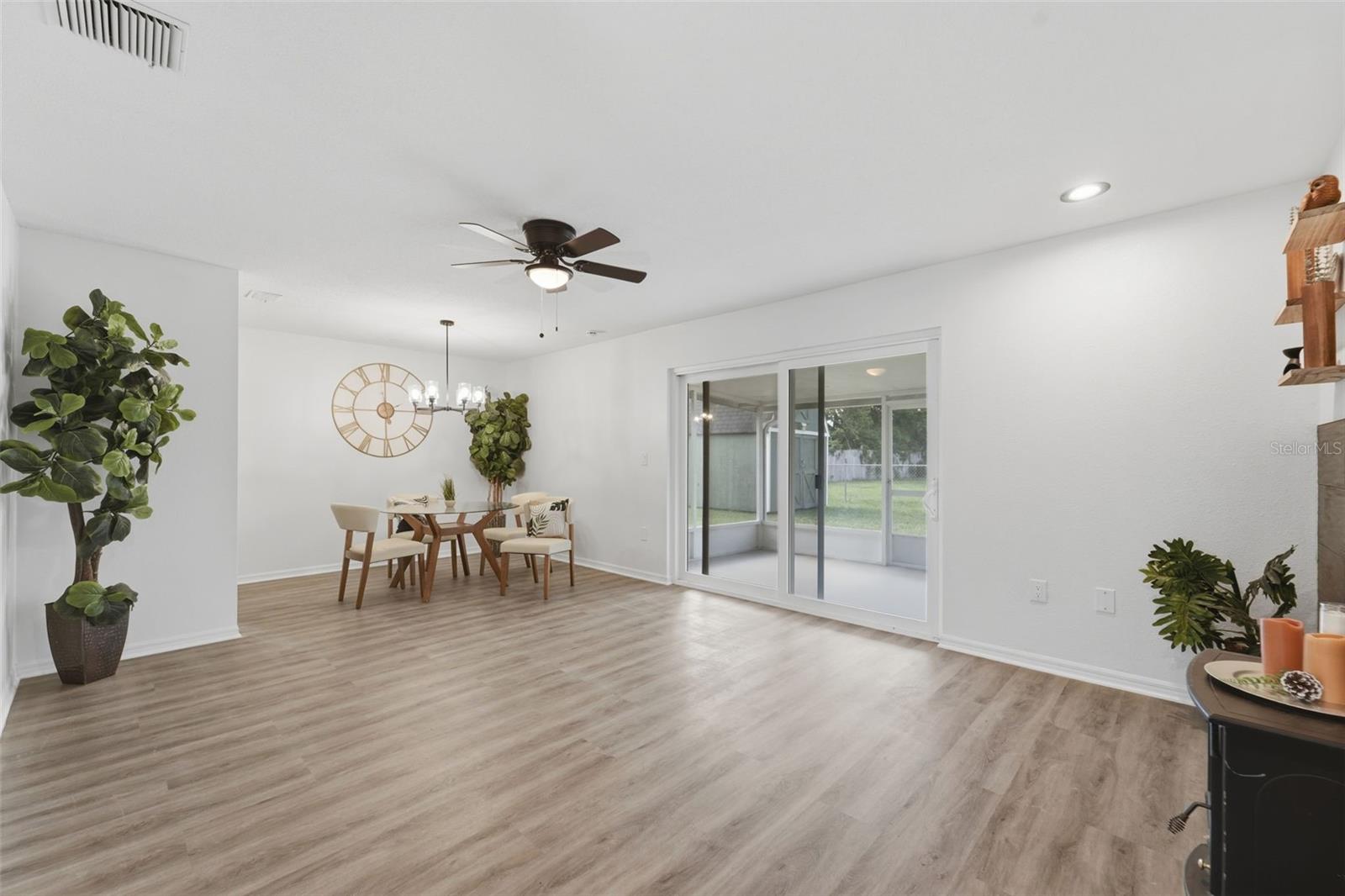 BREEZEWOOD PARK UNIT 04 - Residential