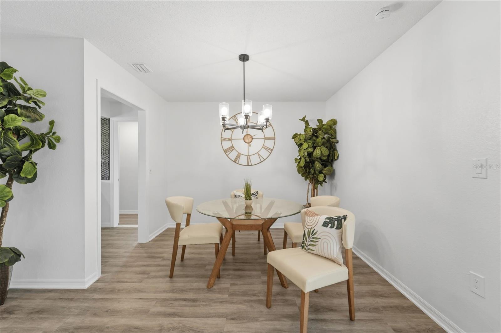 BREEZEWOOD PARK UNIT 04 - Residential