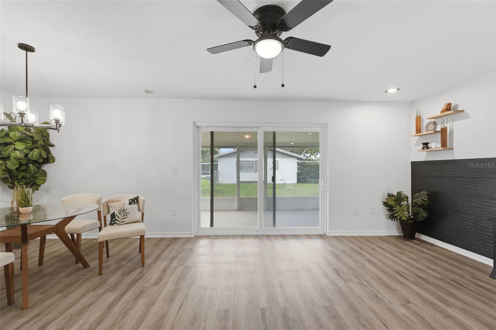 BREEZEWOOD PARK UNIT 04 - Residential