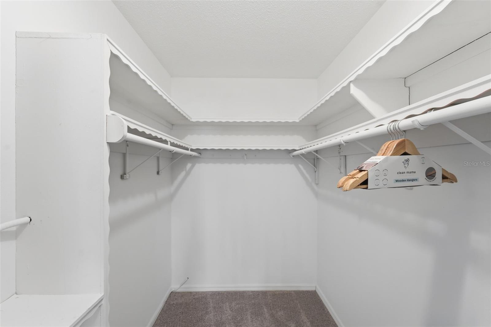 BREEZEWOOD PARK UNIT 04 - Residential
