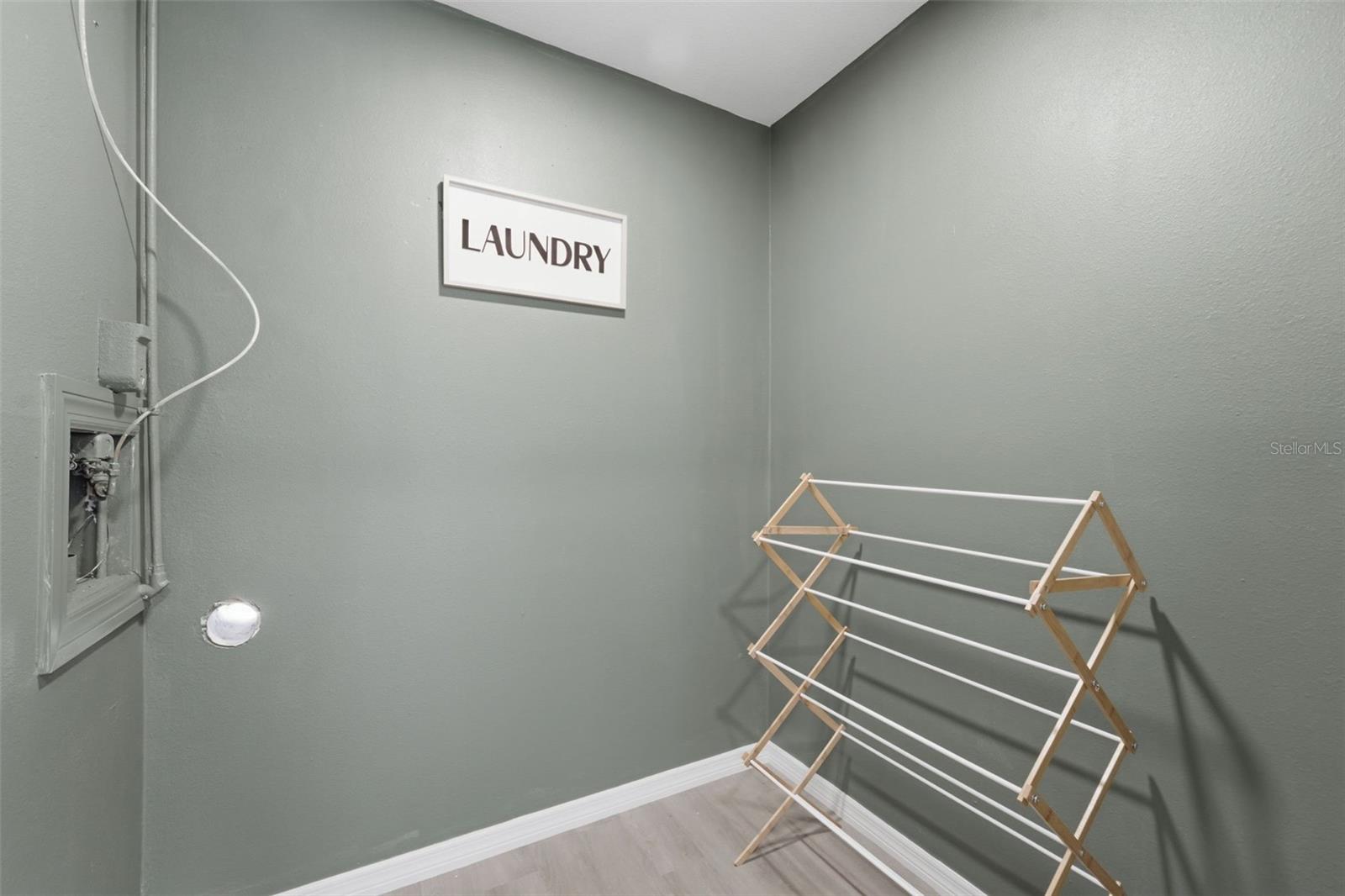 BREEZEWOOD PARK UNIT 04 - Residential