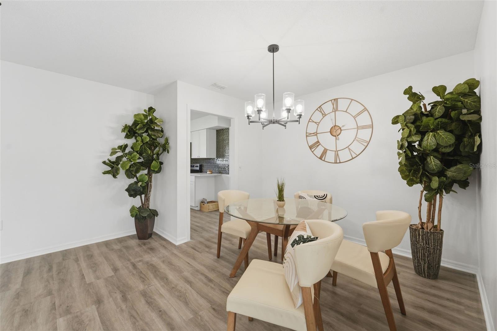 BREEZEWOOD PARK UNIT 04 - Residential