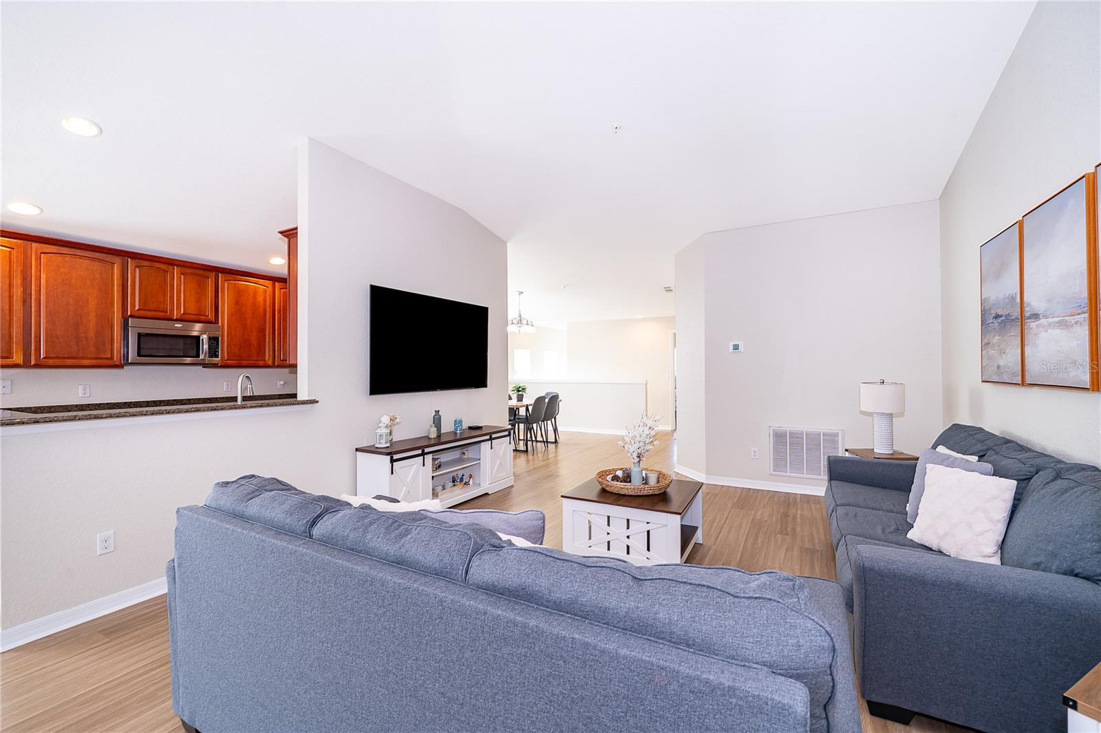 PROMENADES AT BELLATRAE CONDO PH 19 BLDG 43 - Residential