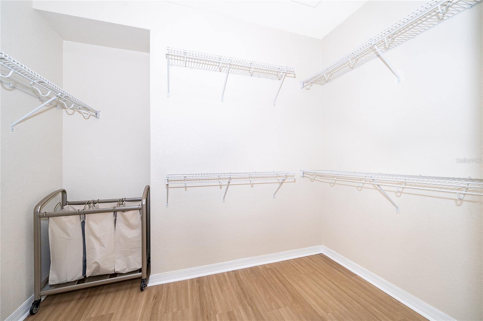 PROMENADES AT BELLATRAE CONDO PH 19 BLDG 43 - Residential