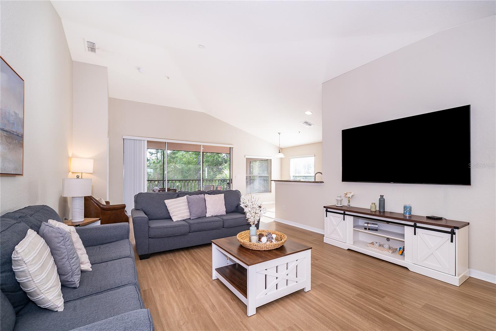 PROMENADES AT BELLATRAE CONDO PH 19 BLDG 43 - Residential