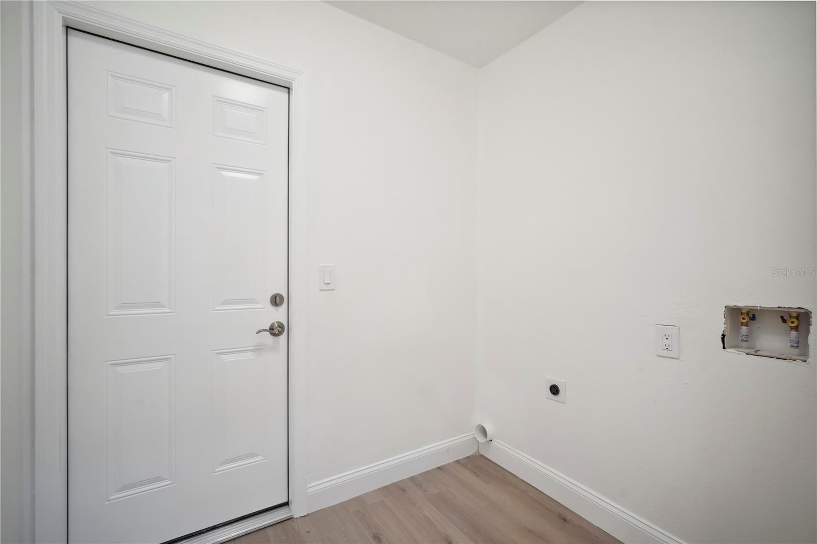 BLOOMINGDALE SEC O - Residential