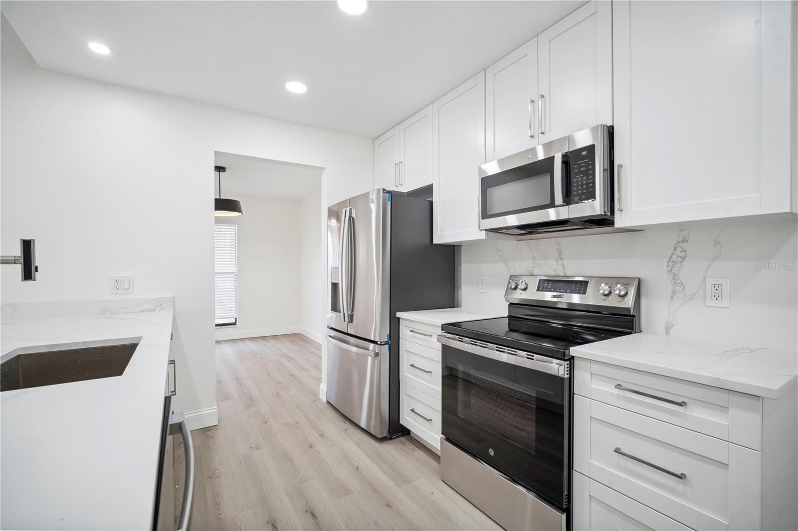 BLOOMINGDALE SEC O - Residential