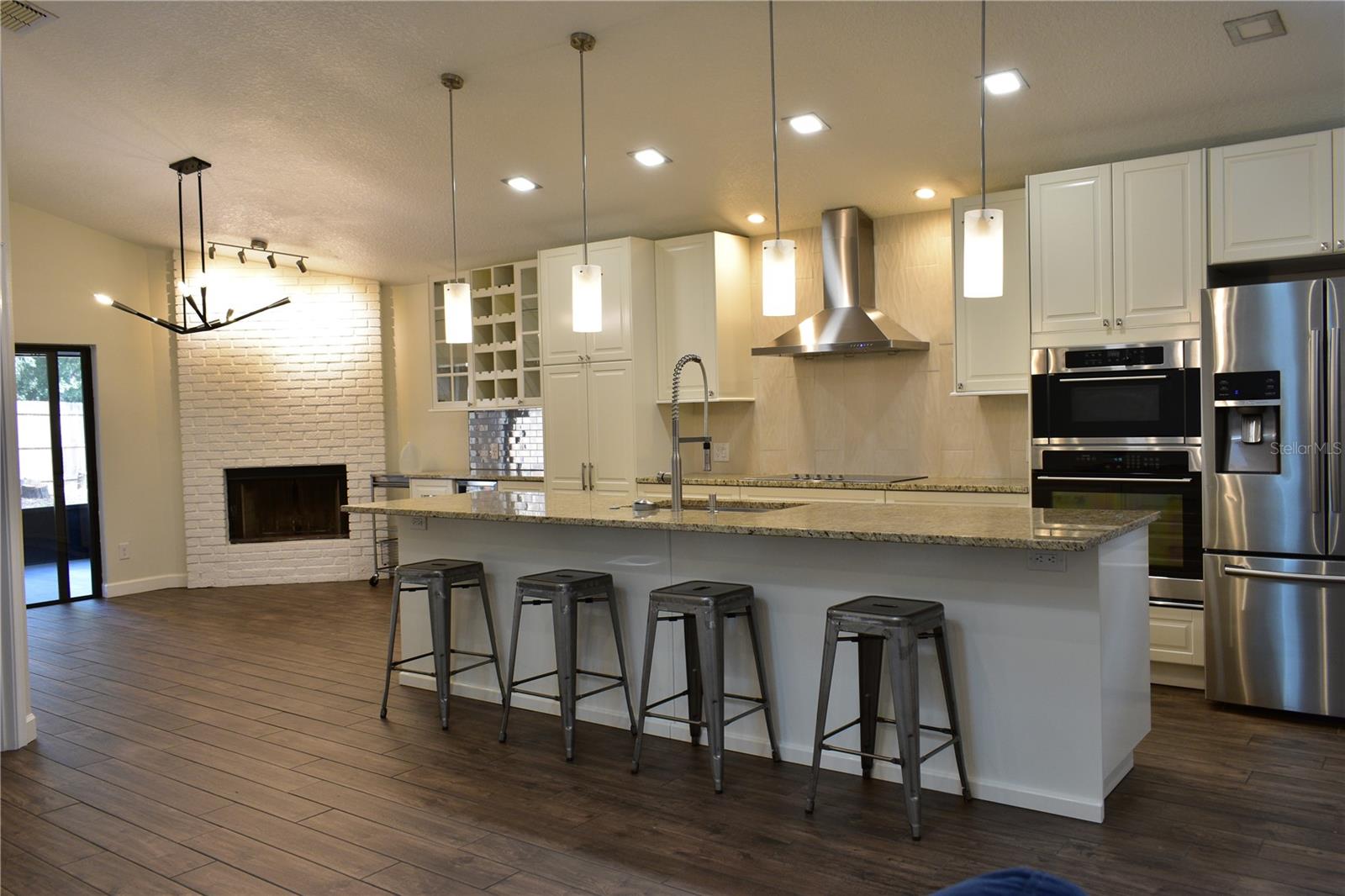 COUNTRY ADD - Residential