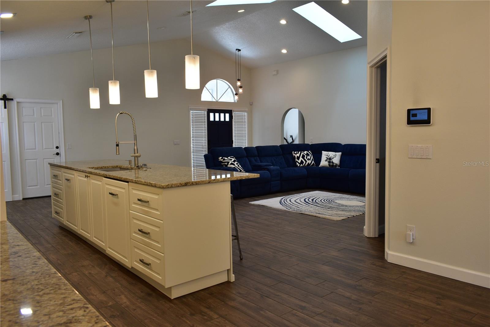 COUNTRY ADD - Residential