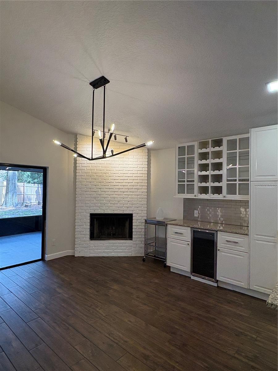 COUNTRY ADD - Residential