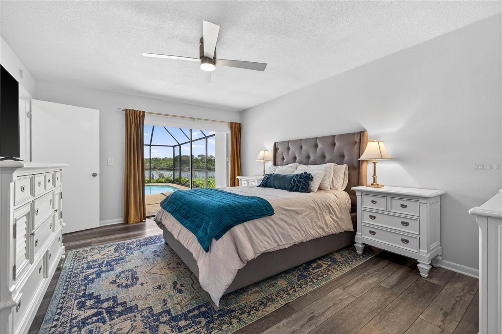 HARBOR ISLE UNIT ONE - Residential