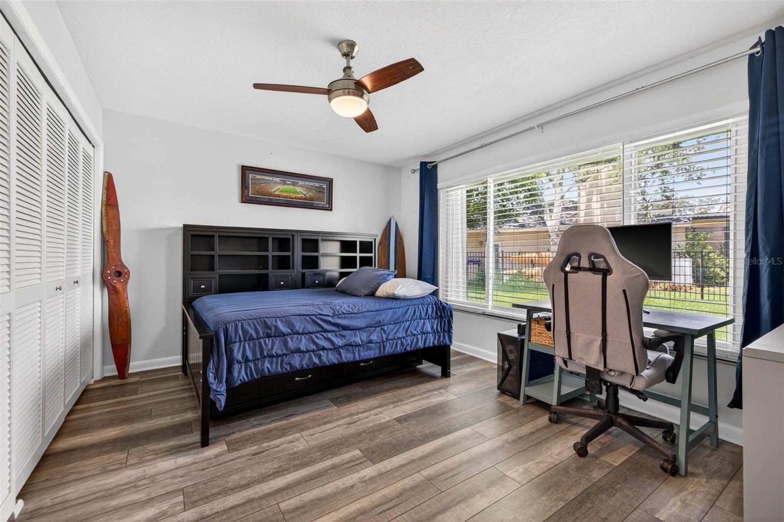 HARBOR ISLE UNIT ONE - Residential