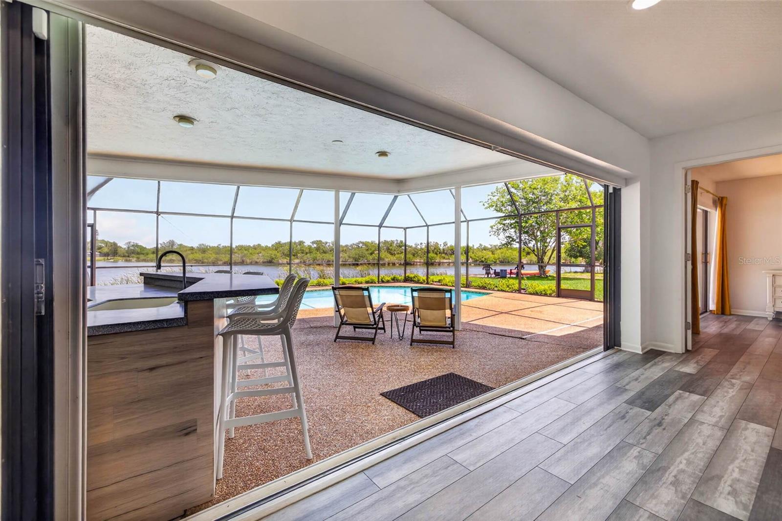 HARBOR ISLE UNIT ONE - Residential