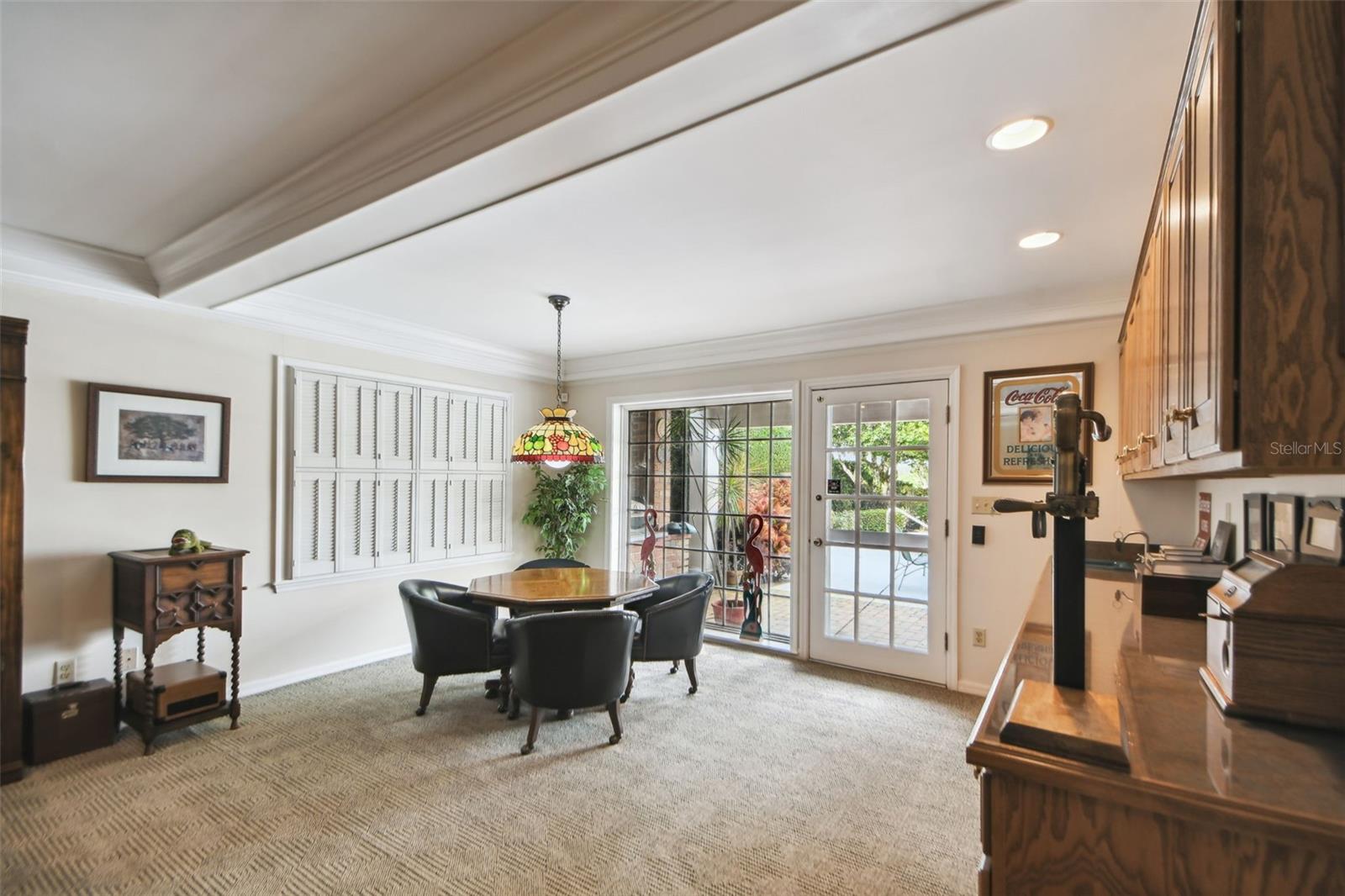 TIMBERLANE SHORES - Residential