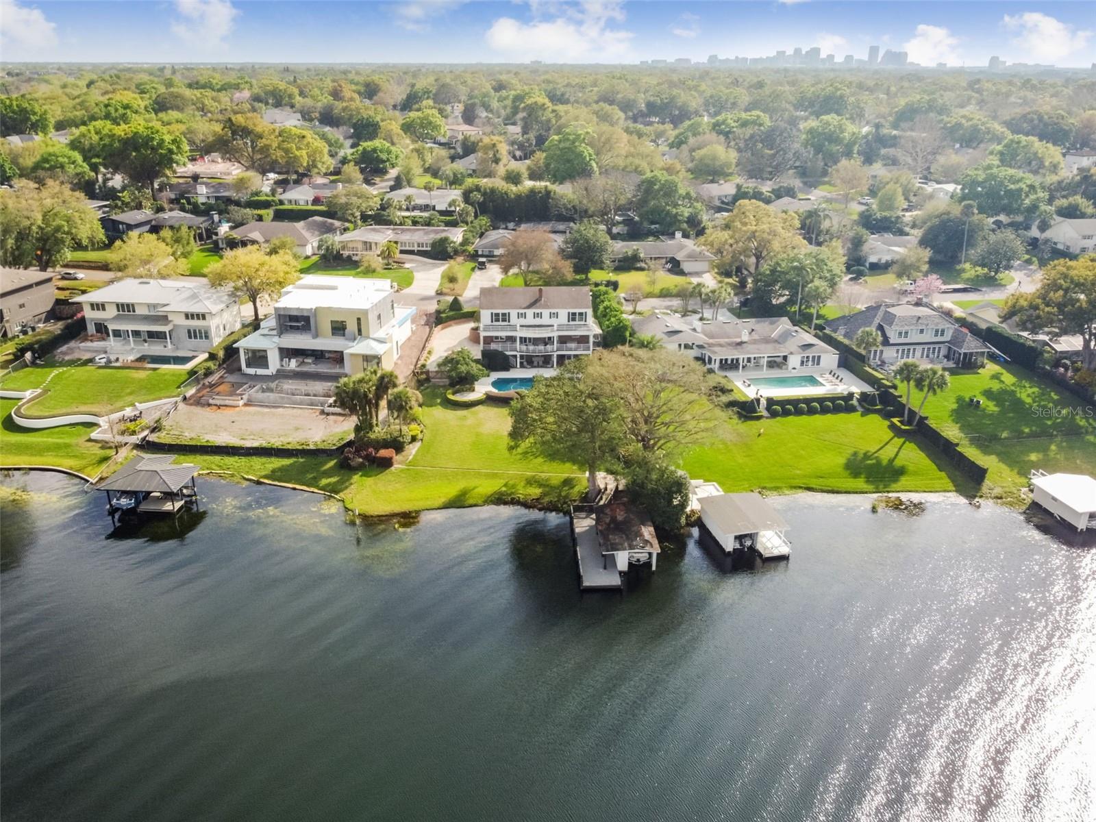 TIMBERLANE SHORES - Residential