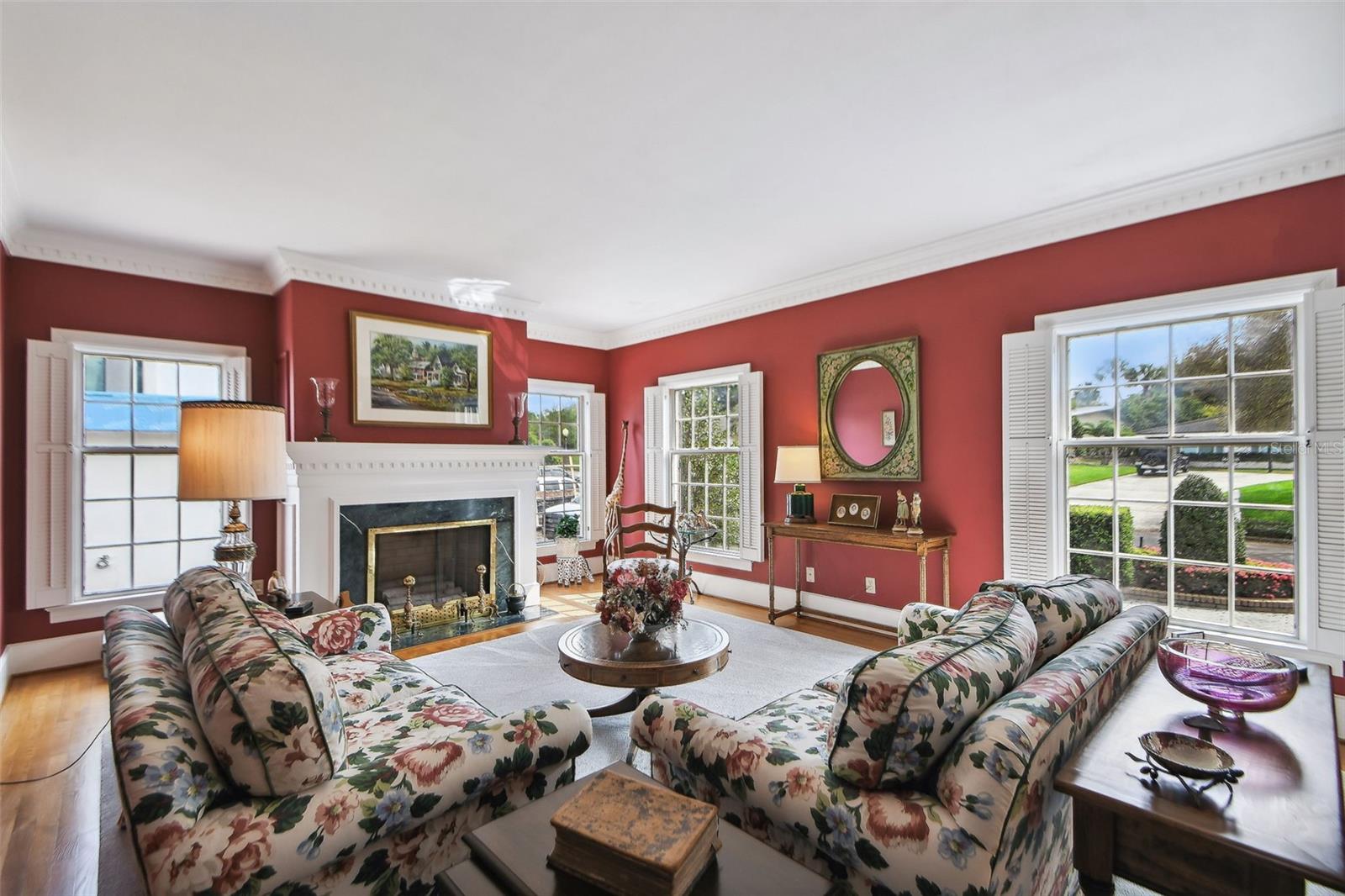 TIMBERLANE SHORES - Residential