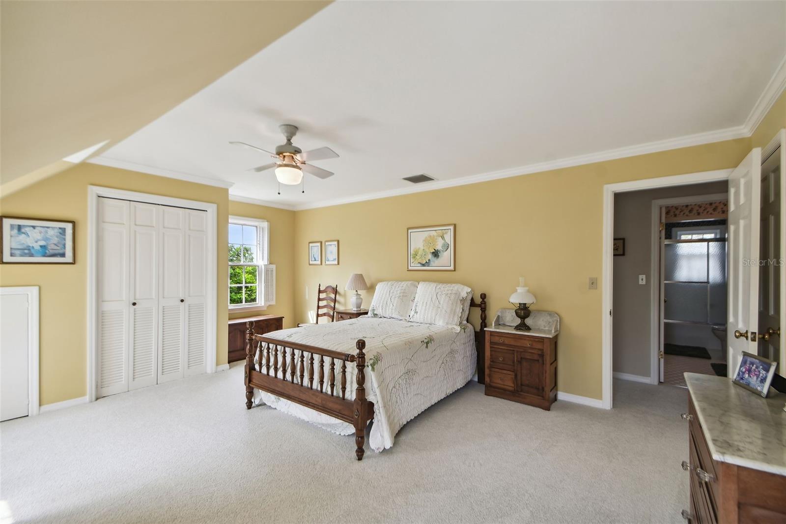 TIMBERLANE SHORES - Residential