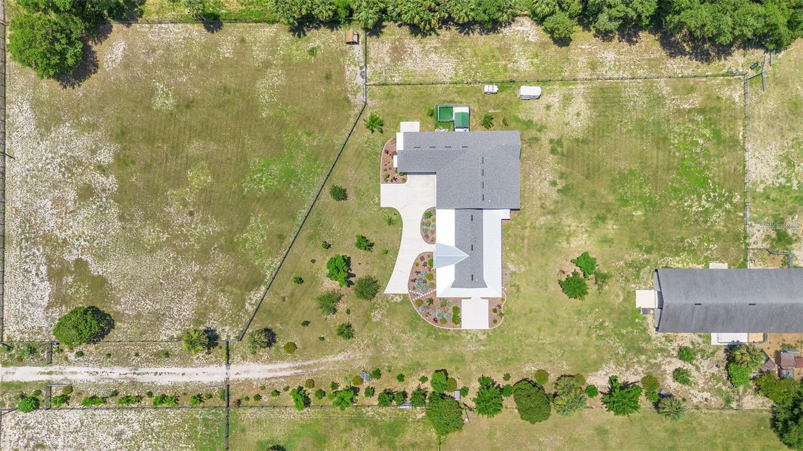 NO SUBDIVISION - Residential
