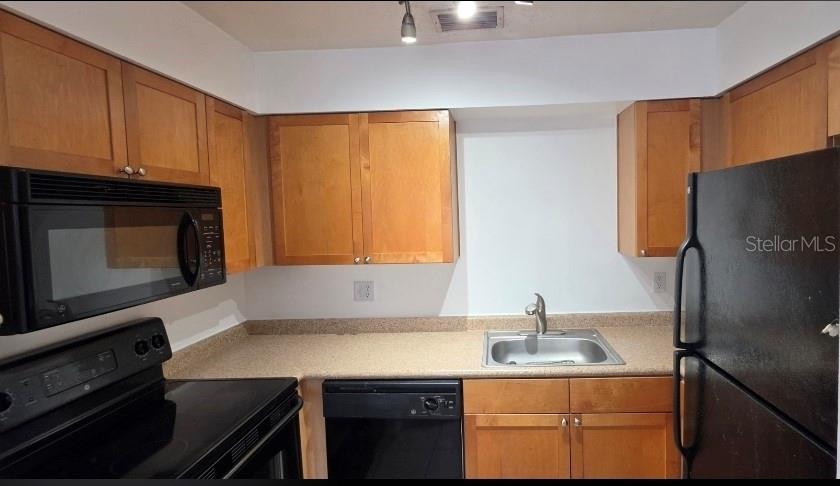 WATERSIDE AT COQUINA KEY SOUTH - Residential Lease