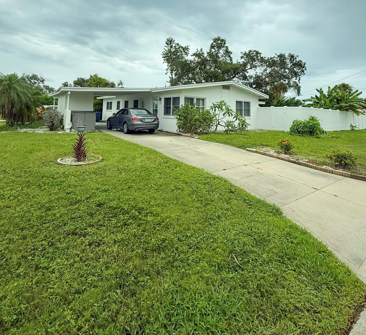 BELLE VISTA POINT - Residential