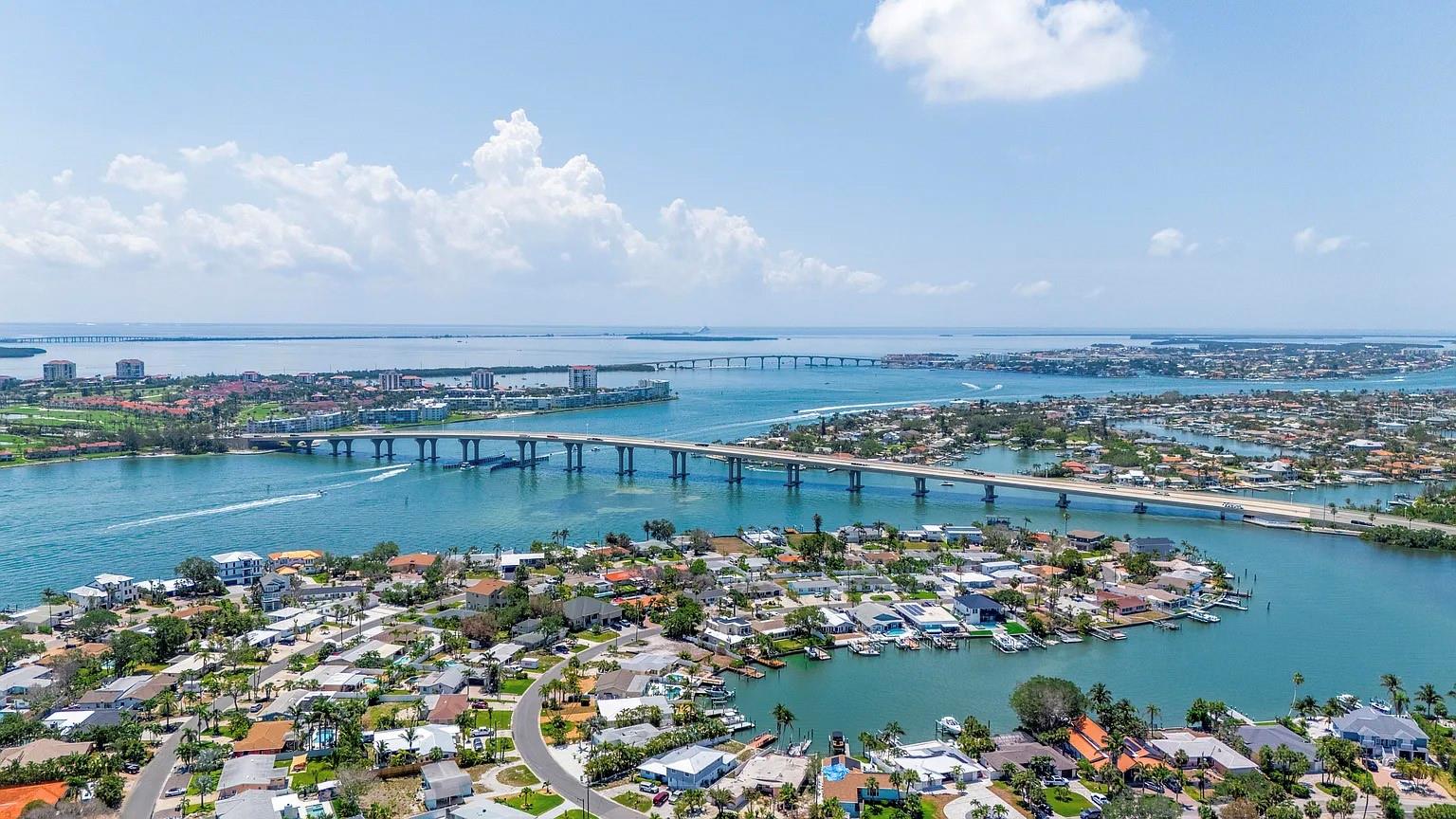 BELLE VISTA POINT - Residential