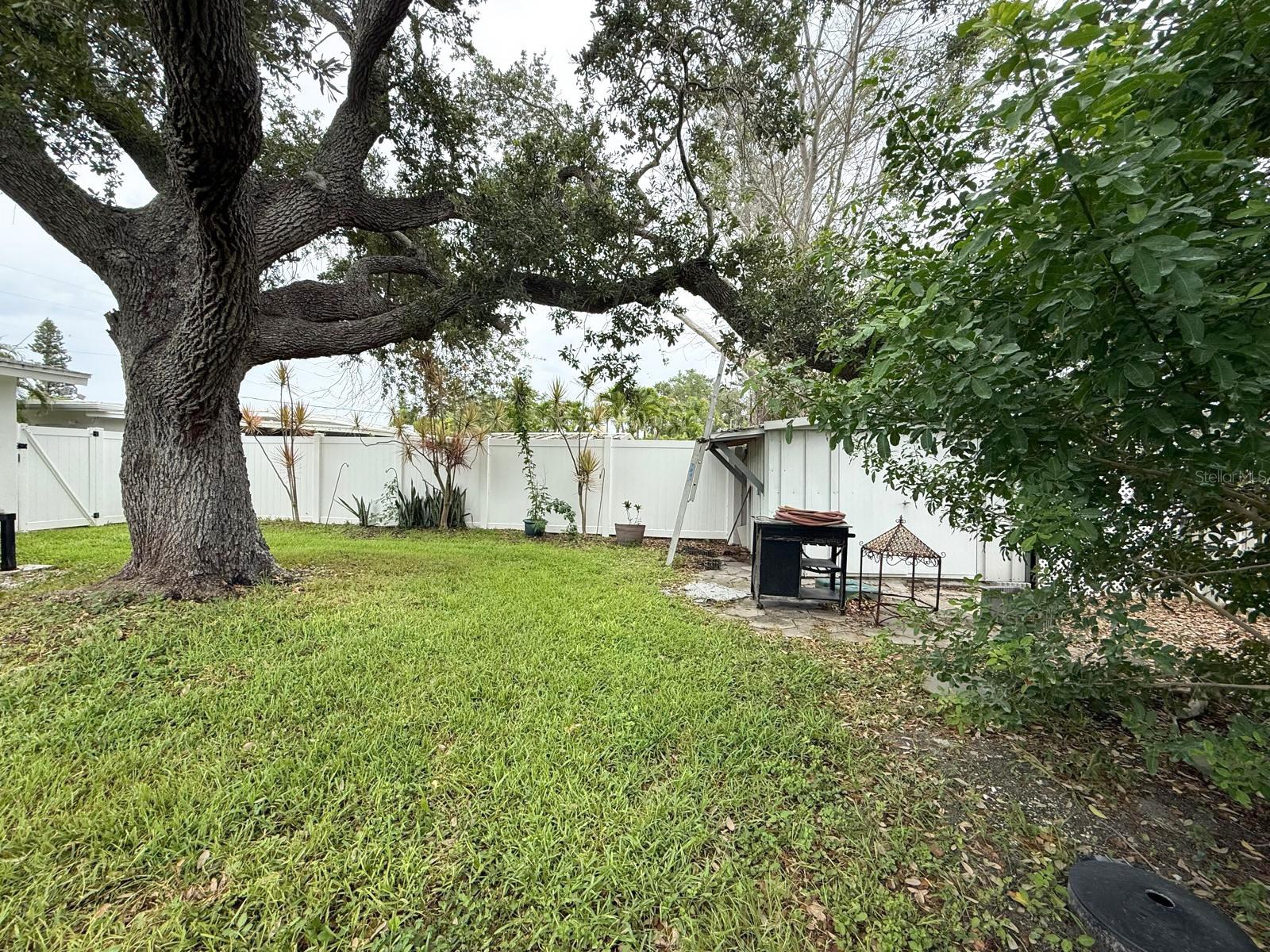 BELLE VISTA POINT - Residential
