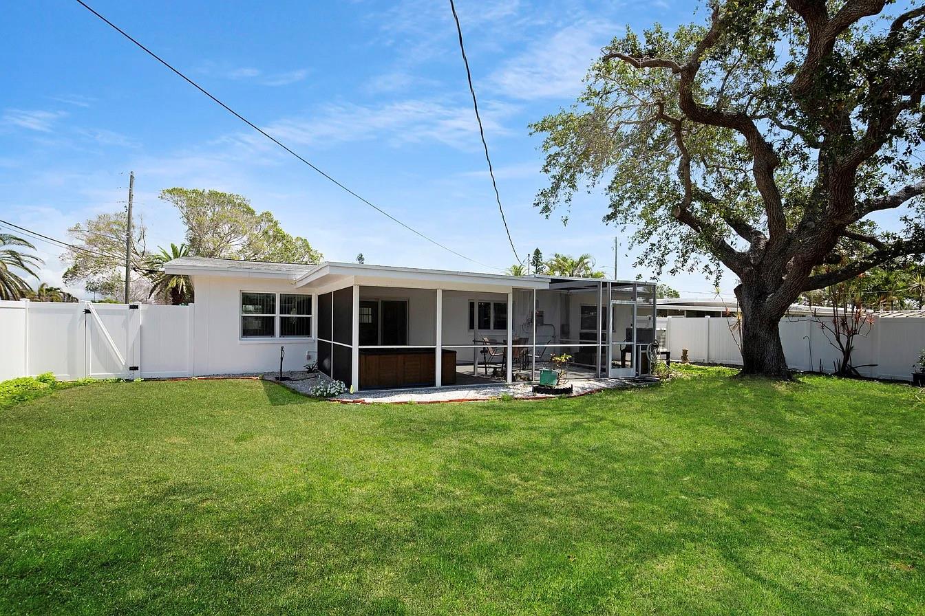 BELLE VISTA POINT - Residential