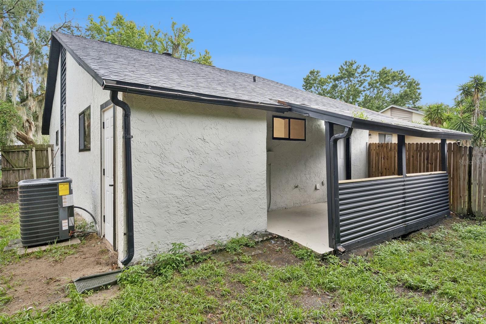 LOVELL TERRACE - Residential