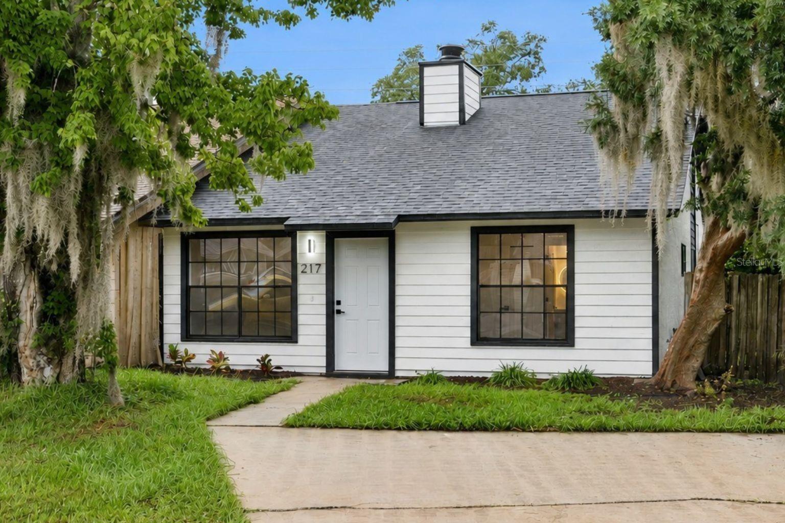LOVELL TERRACE - Residential