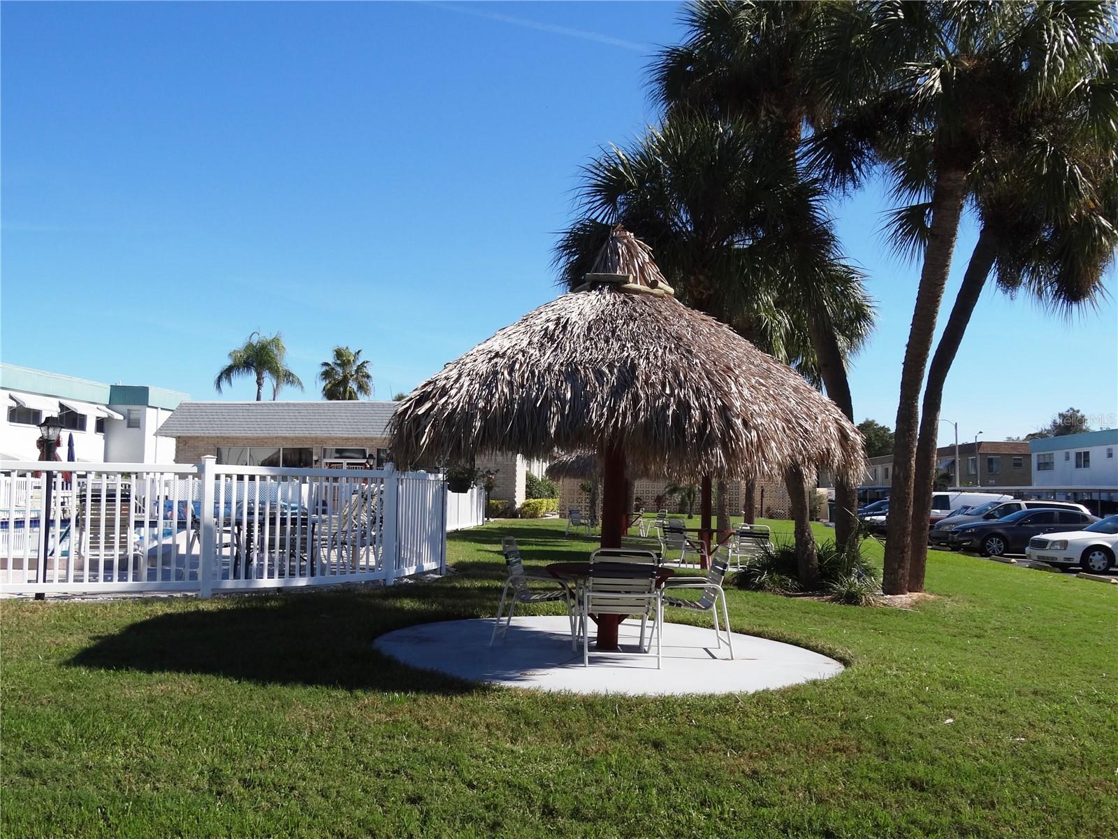 PARADISE SHORES - Residential Lease